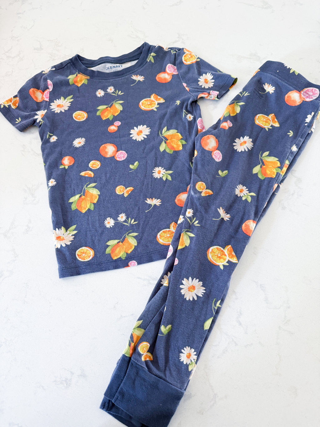 Old Navy- 6Y- GUC- dark blue short sleeve shirt with orange pattern