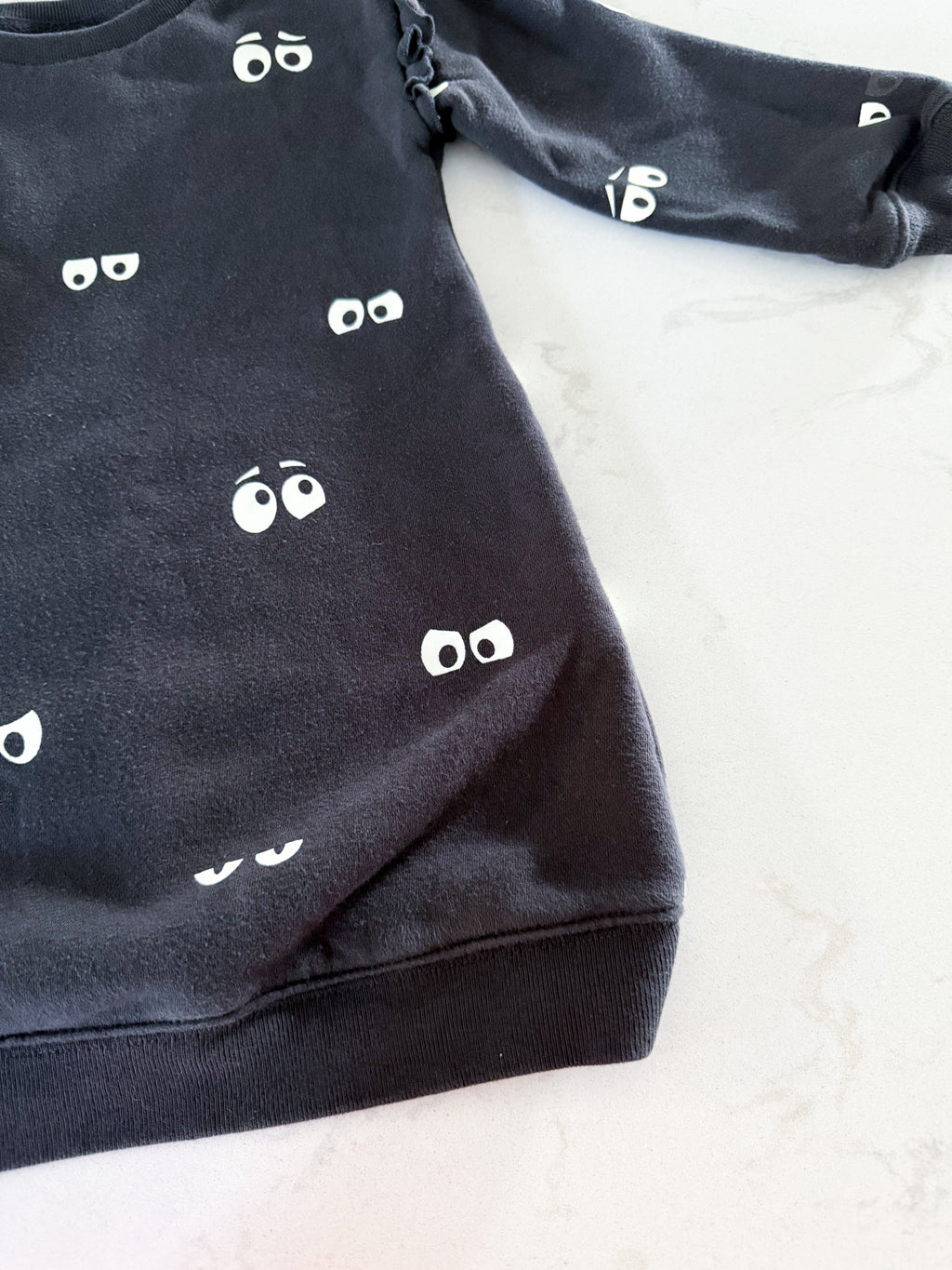 Gap- 4T- PLAY- black sweater dress with eyes