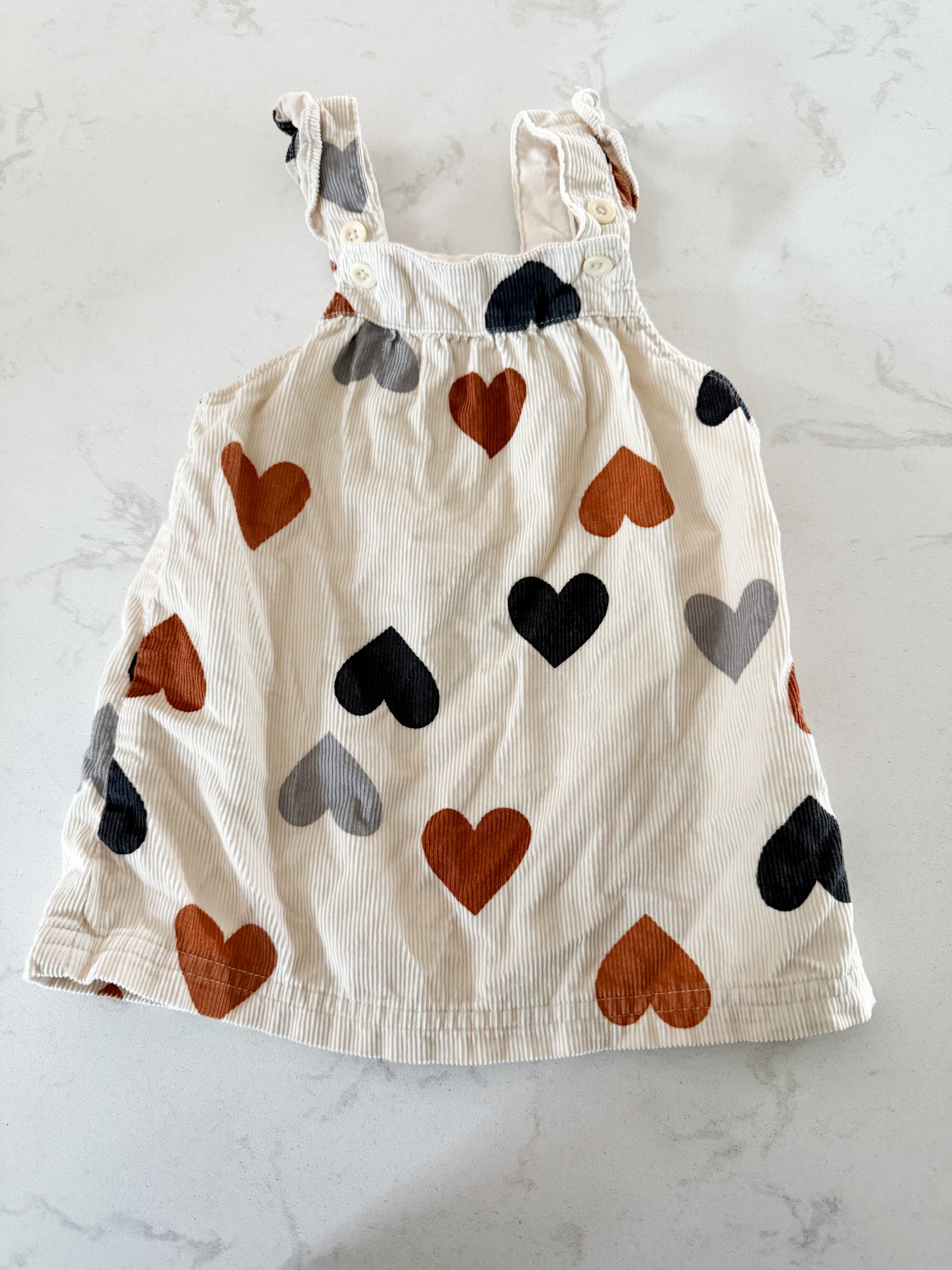 Carter’s-12m- VGUC- cream corduroy dress with hearts