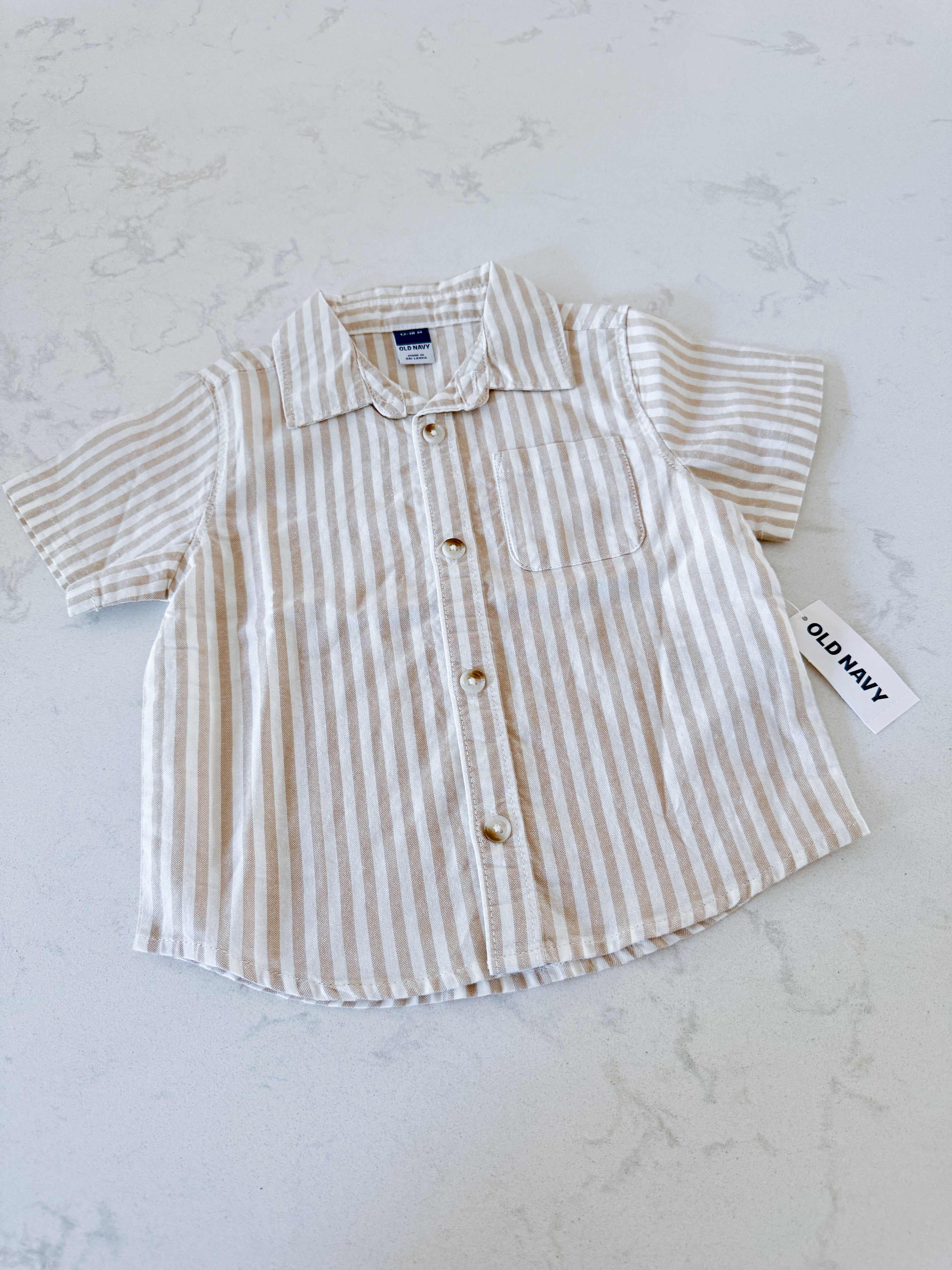 Old Navy- 12-18m- BNWT- white and beige striped button up shirt