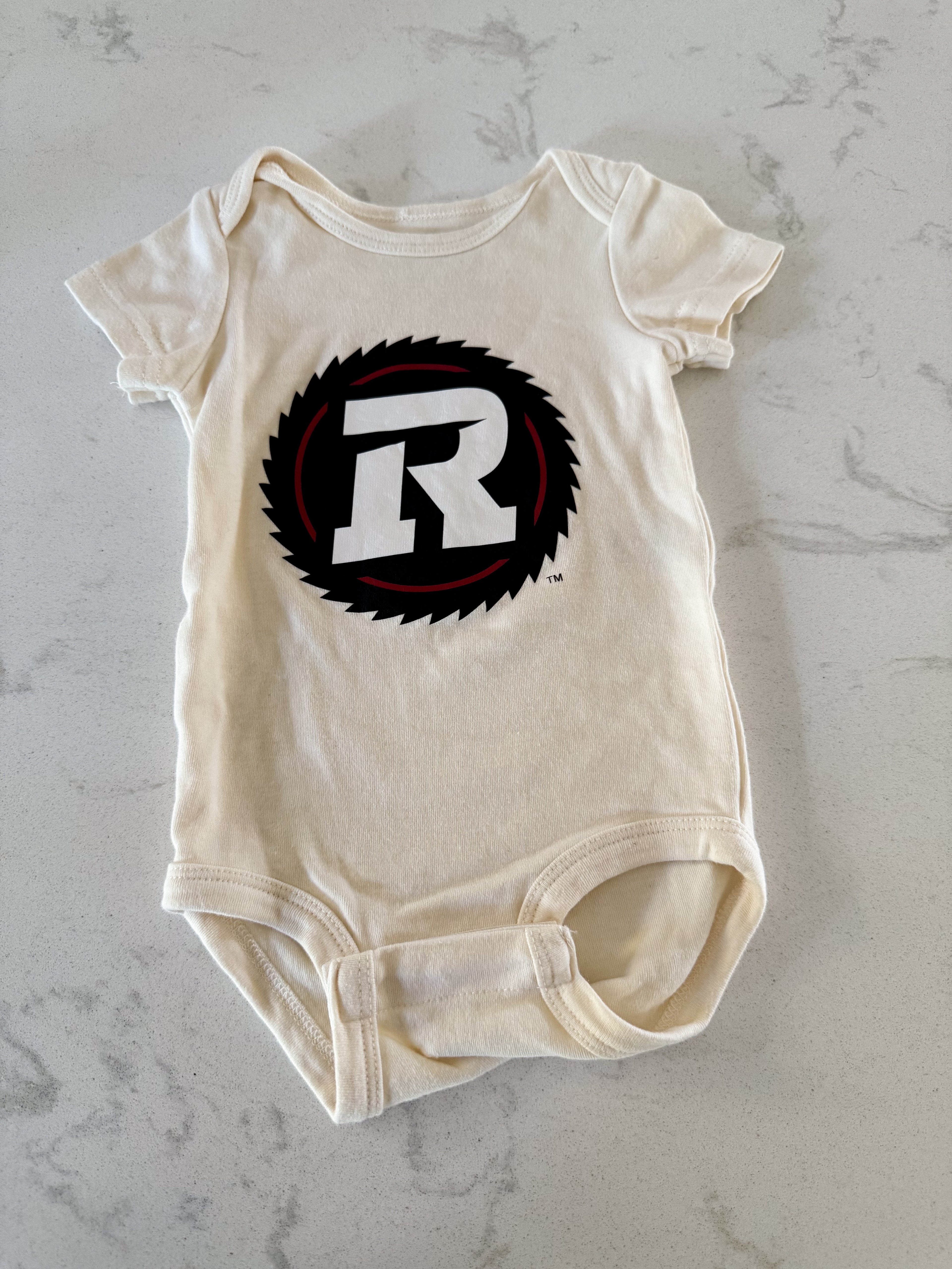 Snugabye- 0-3m- VGUC- Cream coloured red blacks bodysuit