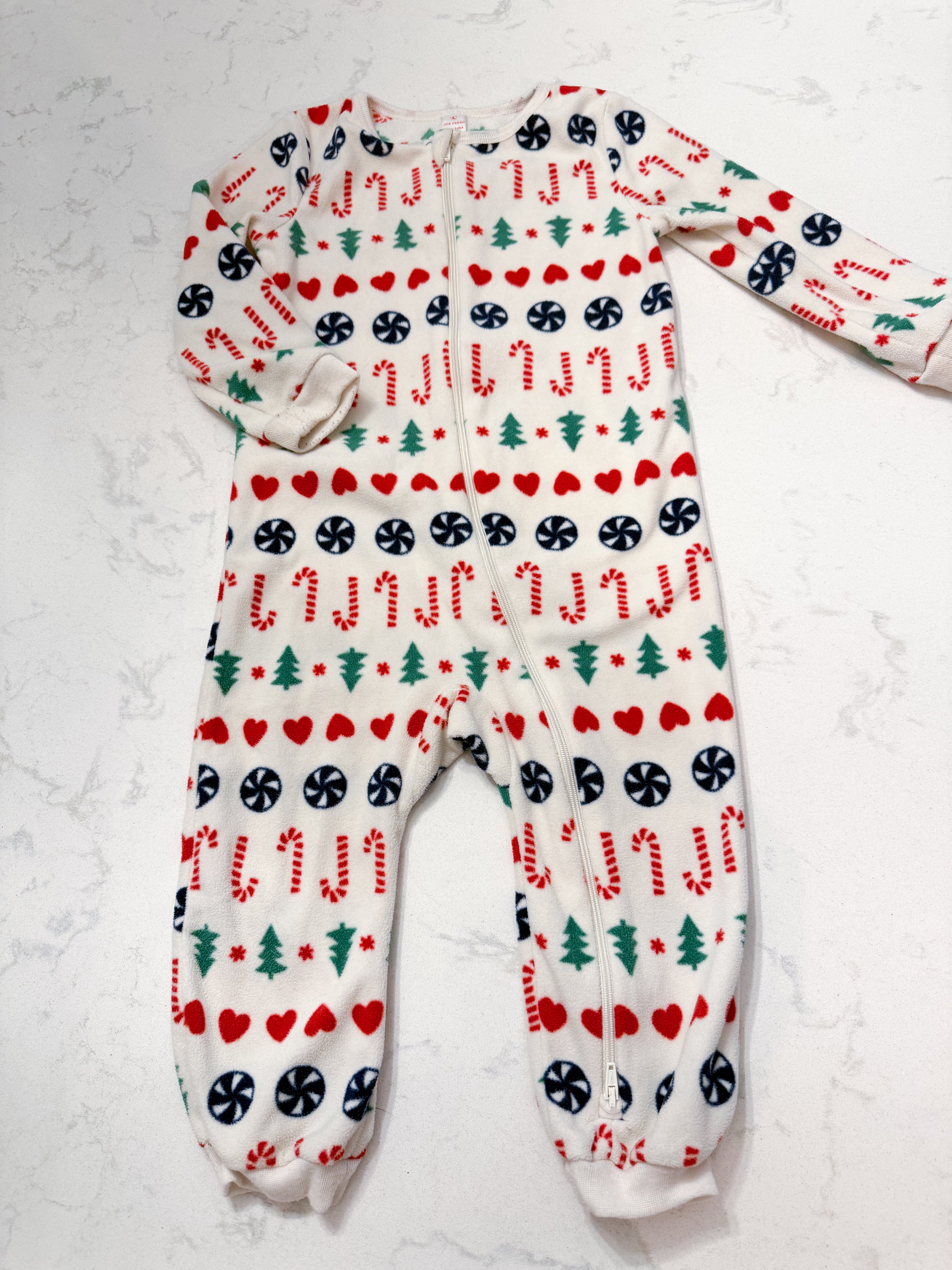 Joe Fresh- 18-24m- VGUC- cream fuzzy Christmas zip up jammies