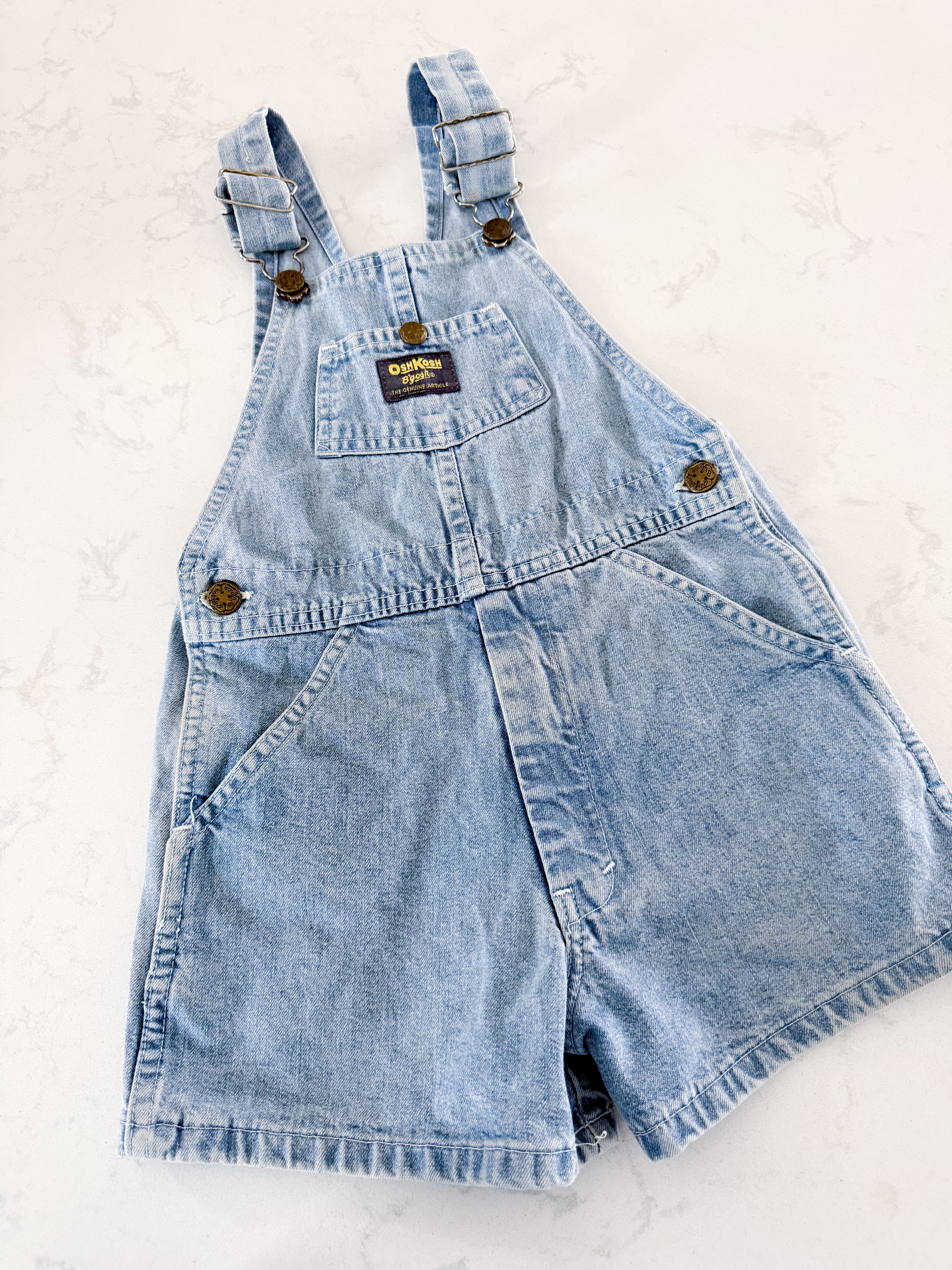 Oshkosh (1988-1993)- 6Y- PLAY- vintage Jean short overalls
