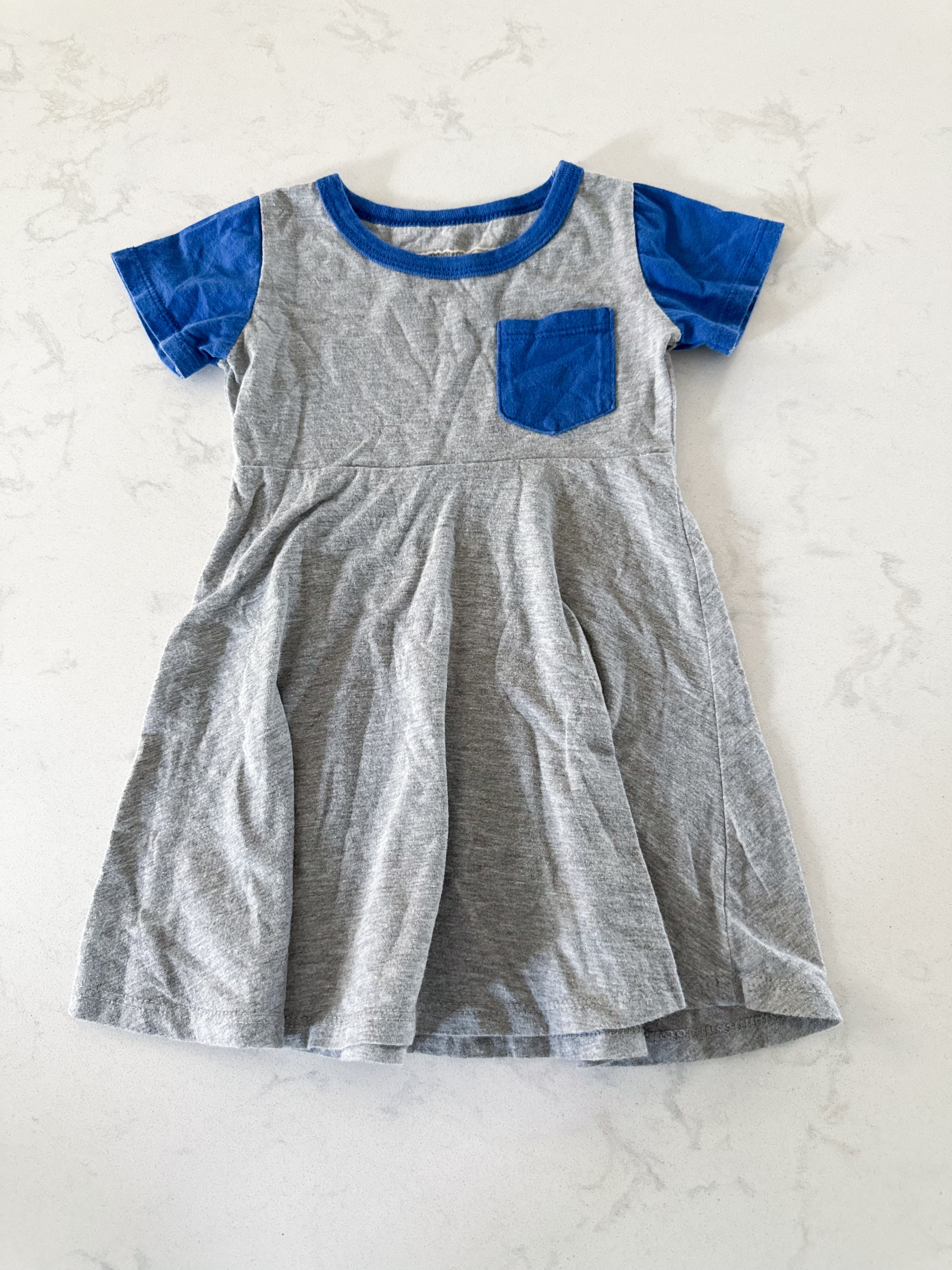 Mini Mioche- 12-18m- GUC- Grey with blue sleeve dress