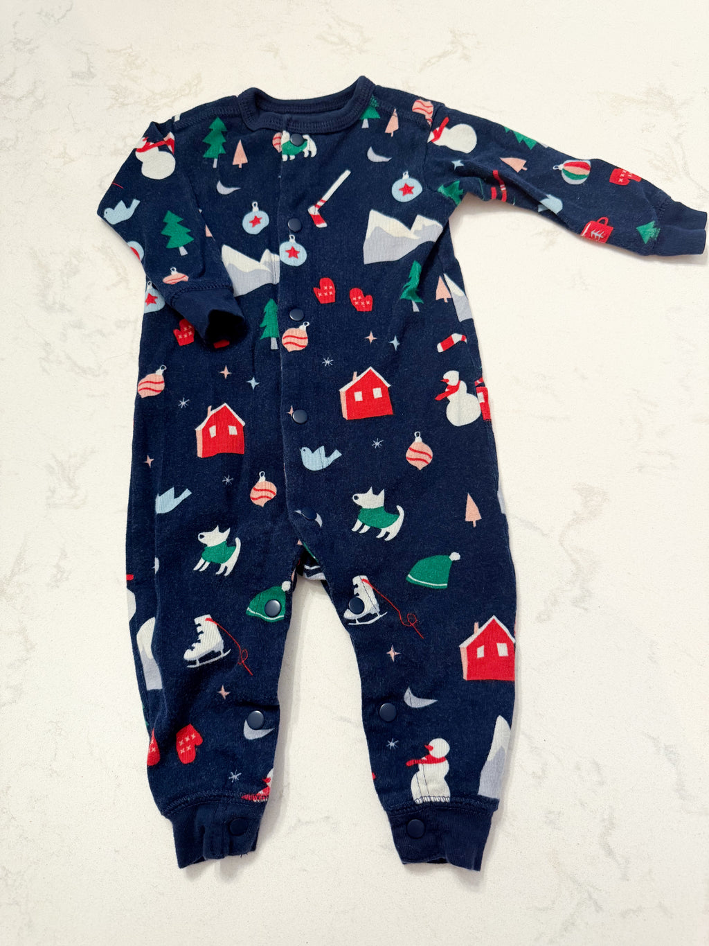 Hatley- 3-6m- GUC- navy blue button up footless pajamas with patch on bum and winter Christmas pattern