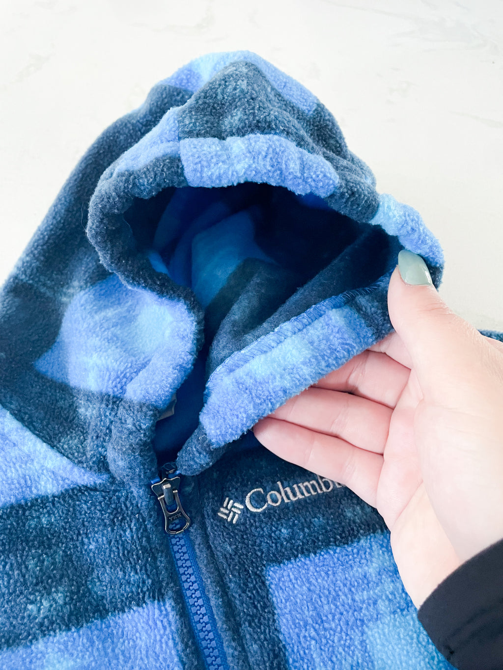 Columbia-0-3m-VGUC-fleece bunting suit blue plaid