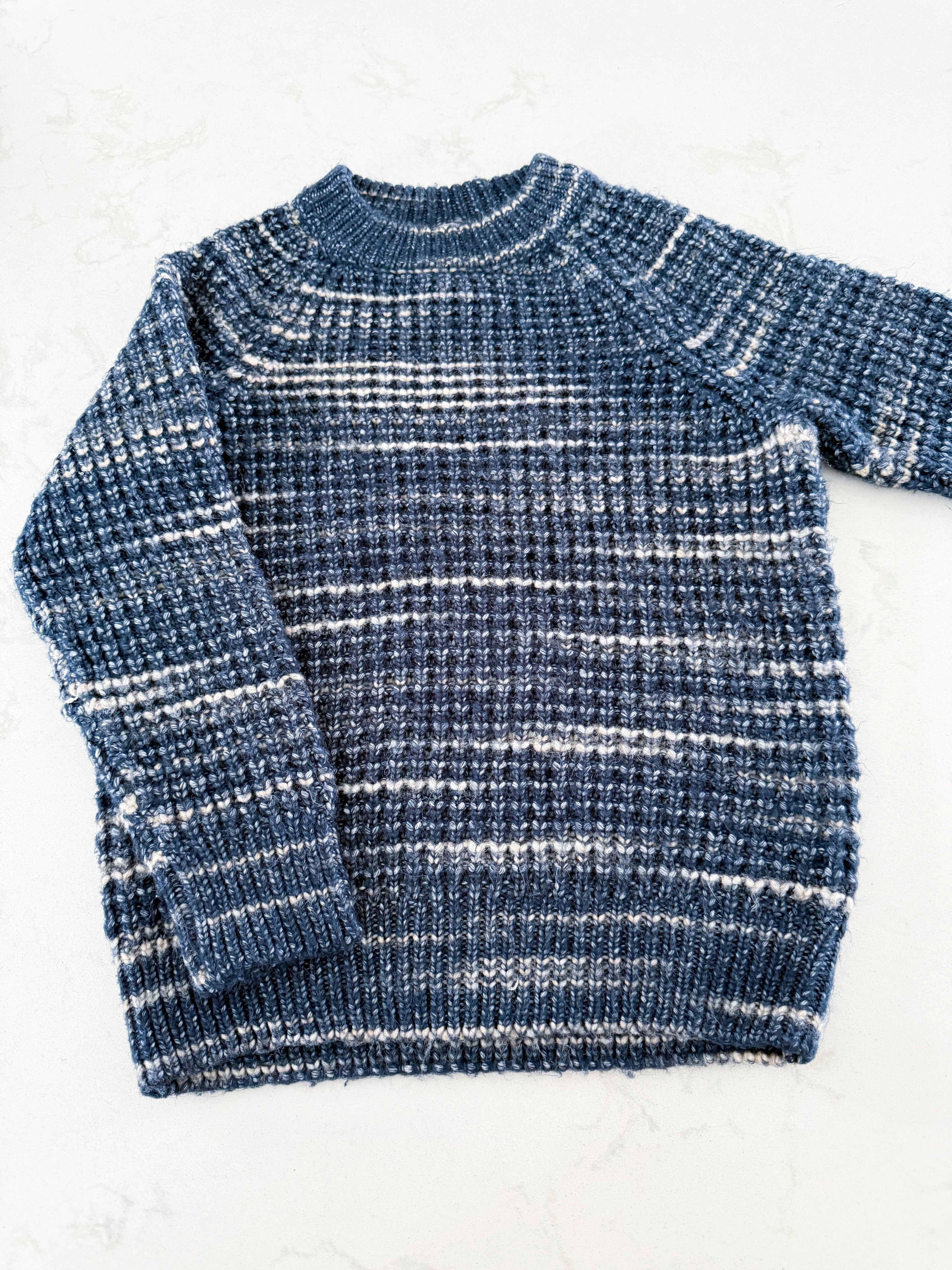 George- fits 6Y- GUC- navy blue knit sweater