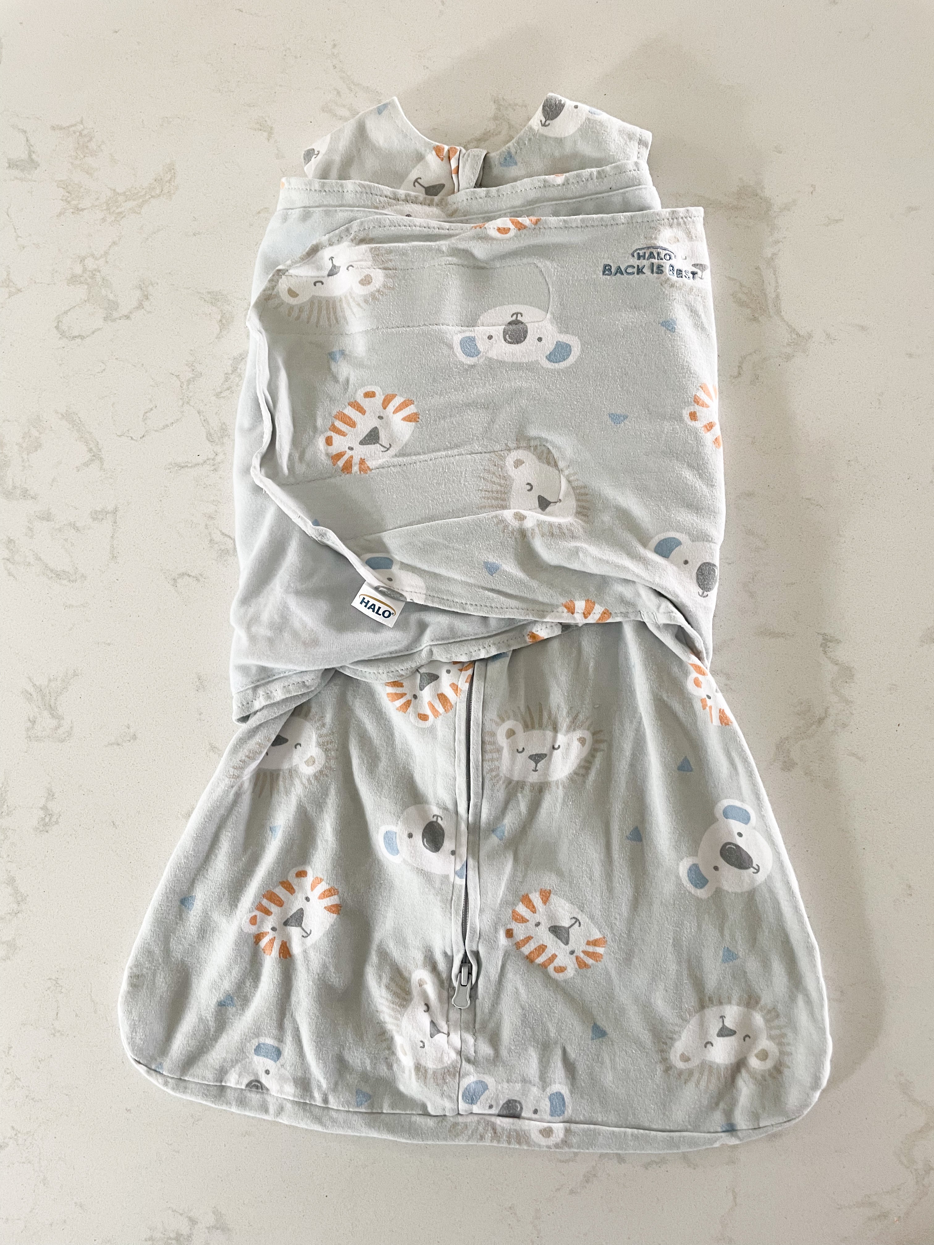 Halo- small (3-6)- GUC- velcro swaddle sleep sack