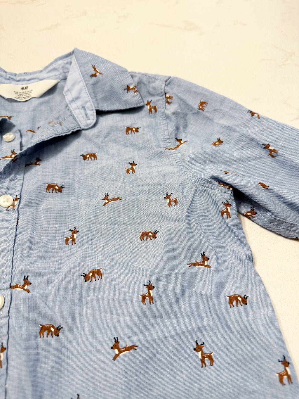 H&M- 8Y- PLAY- long sleeve button up blue dress shirt with reindeer