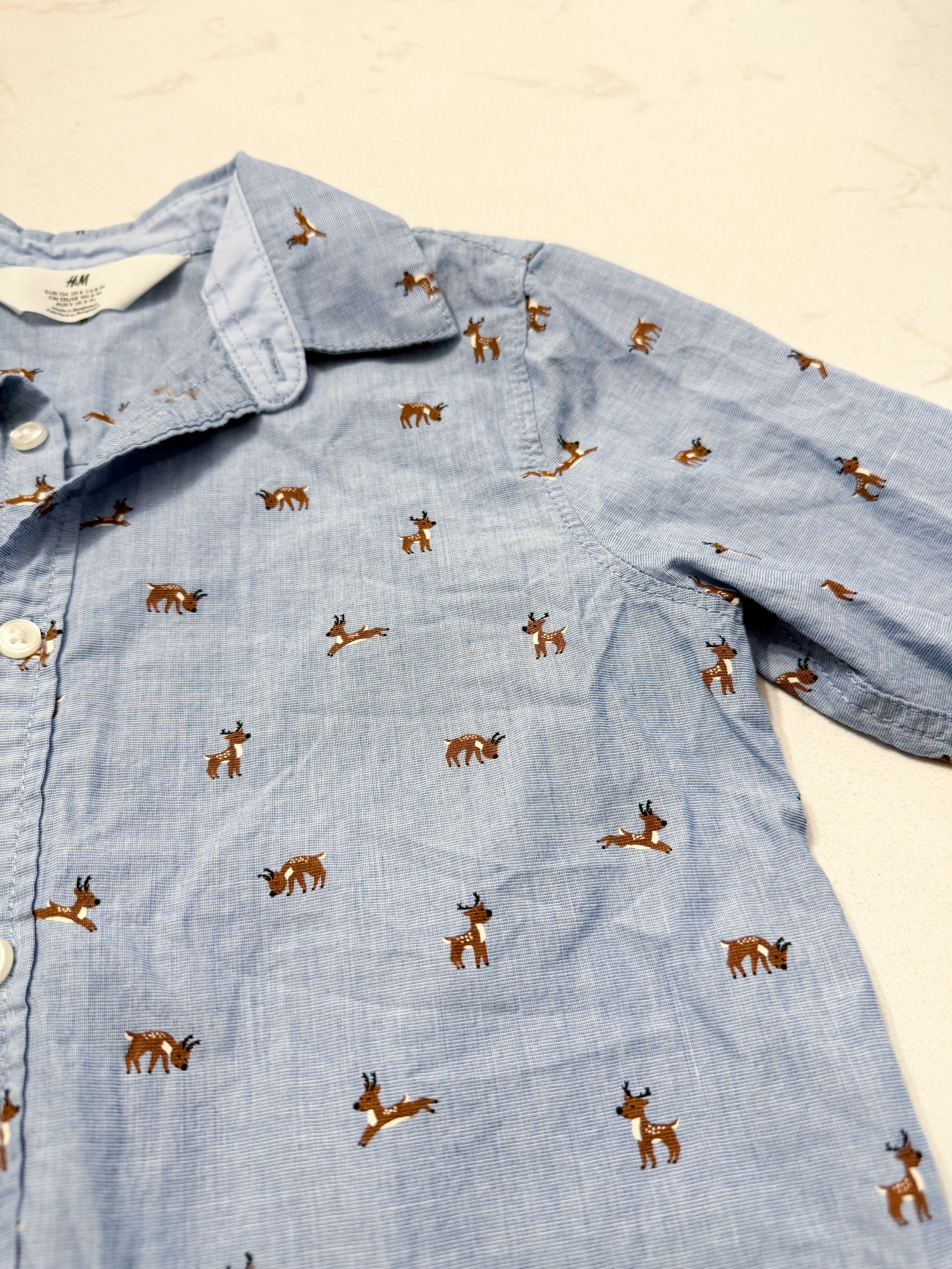 H&M- 8Y- PLAY- long sleeve button up blue dress shirt with reindeer