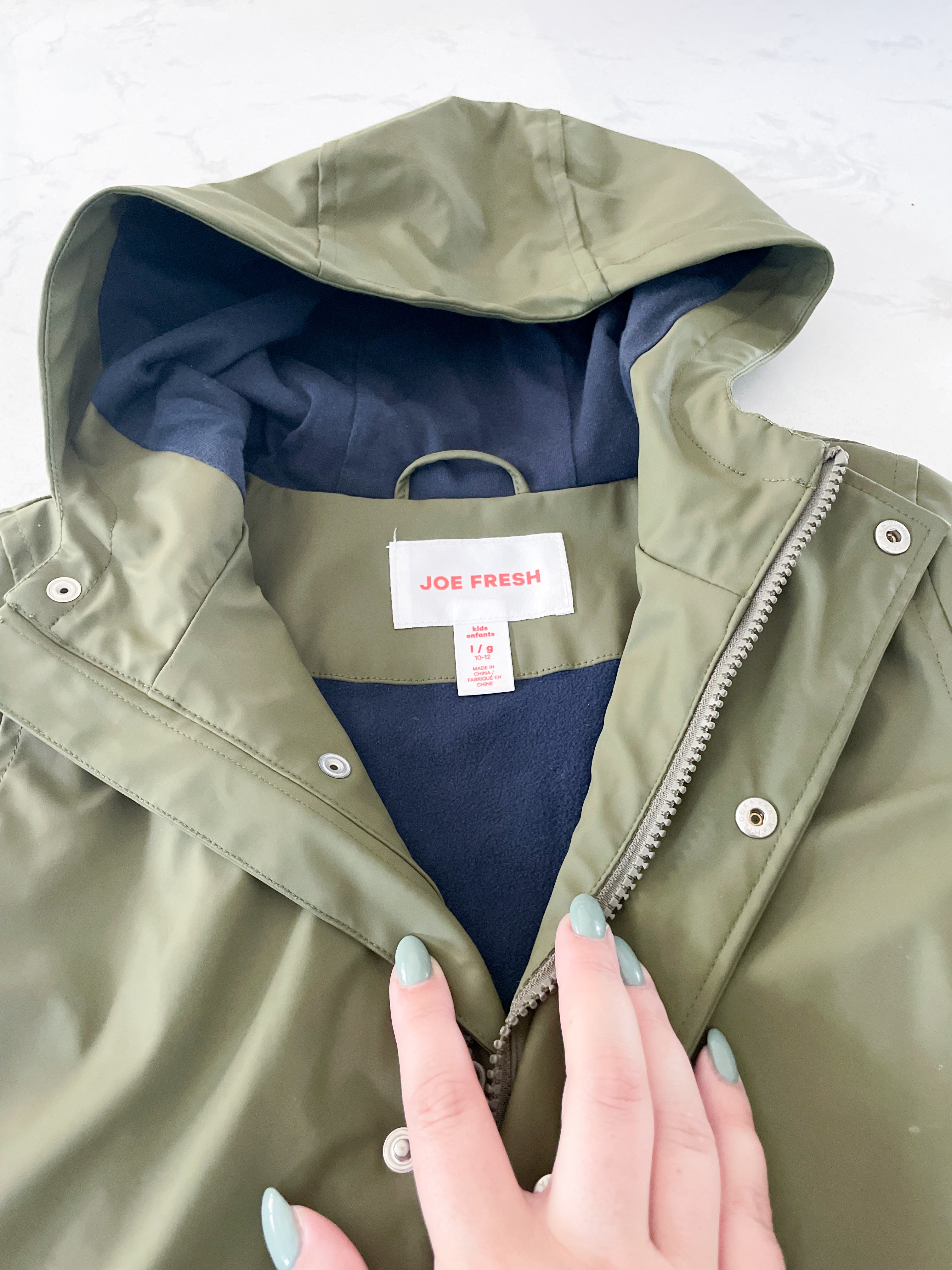 Joe Fresh-10-12Y-VGUC- olive green raincoat with fleece lining