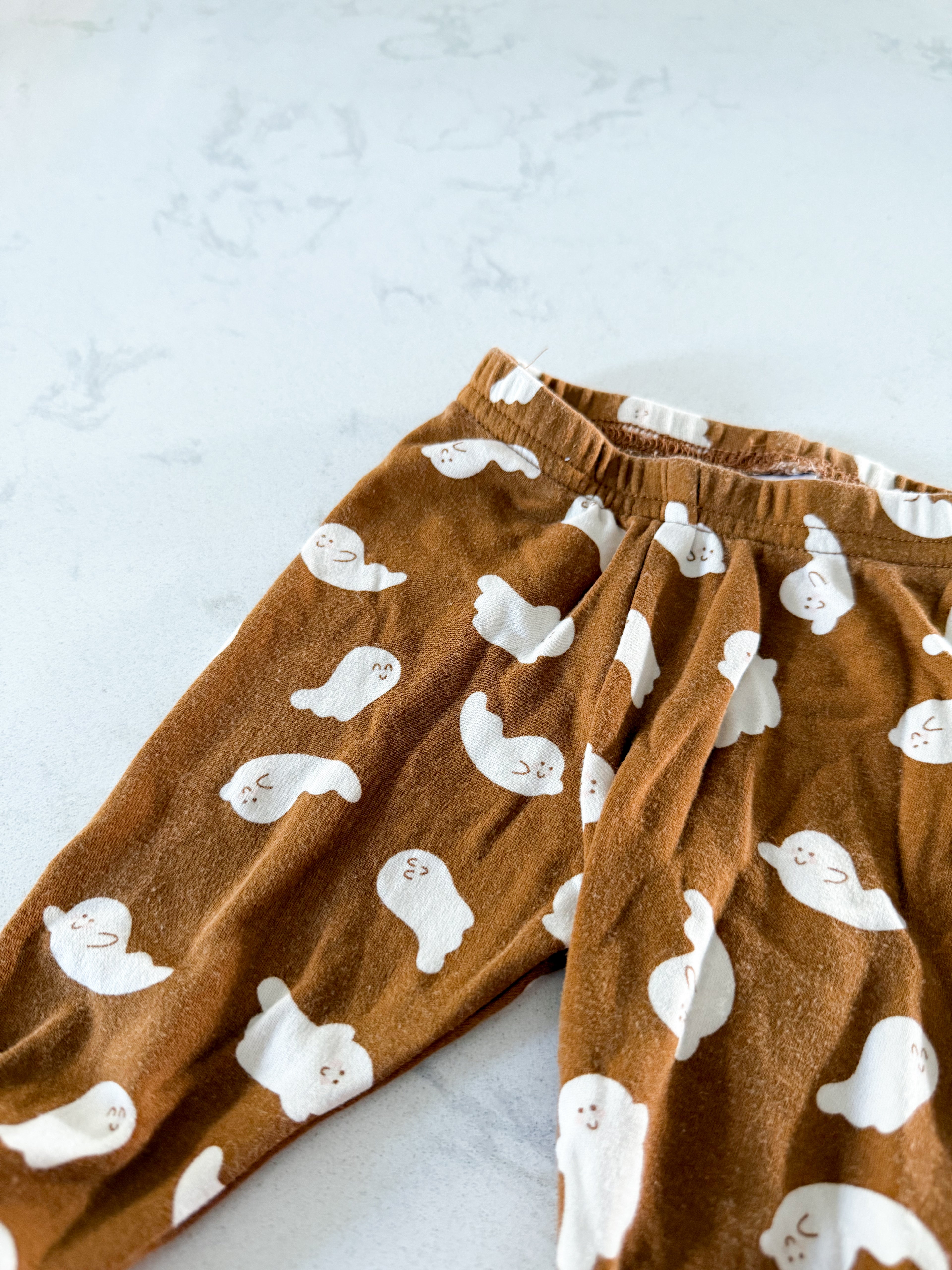 Little and Lively- 0-3m- GUC- brown bamboo leggings with ghosts all over