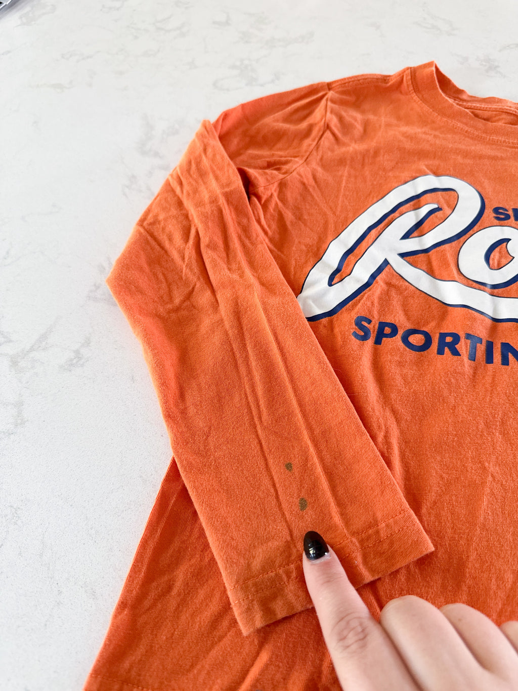 Roots- 5-6Y- PLAY- long sleeve orange shirt white writing