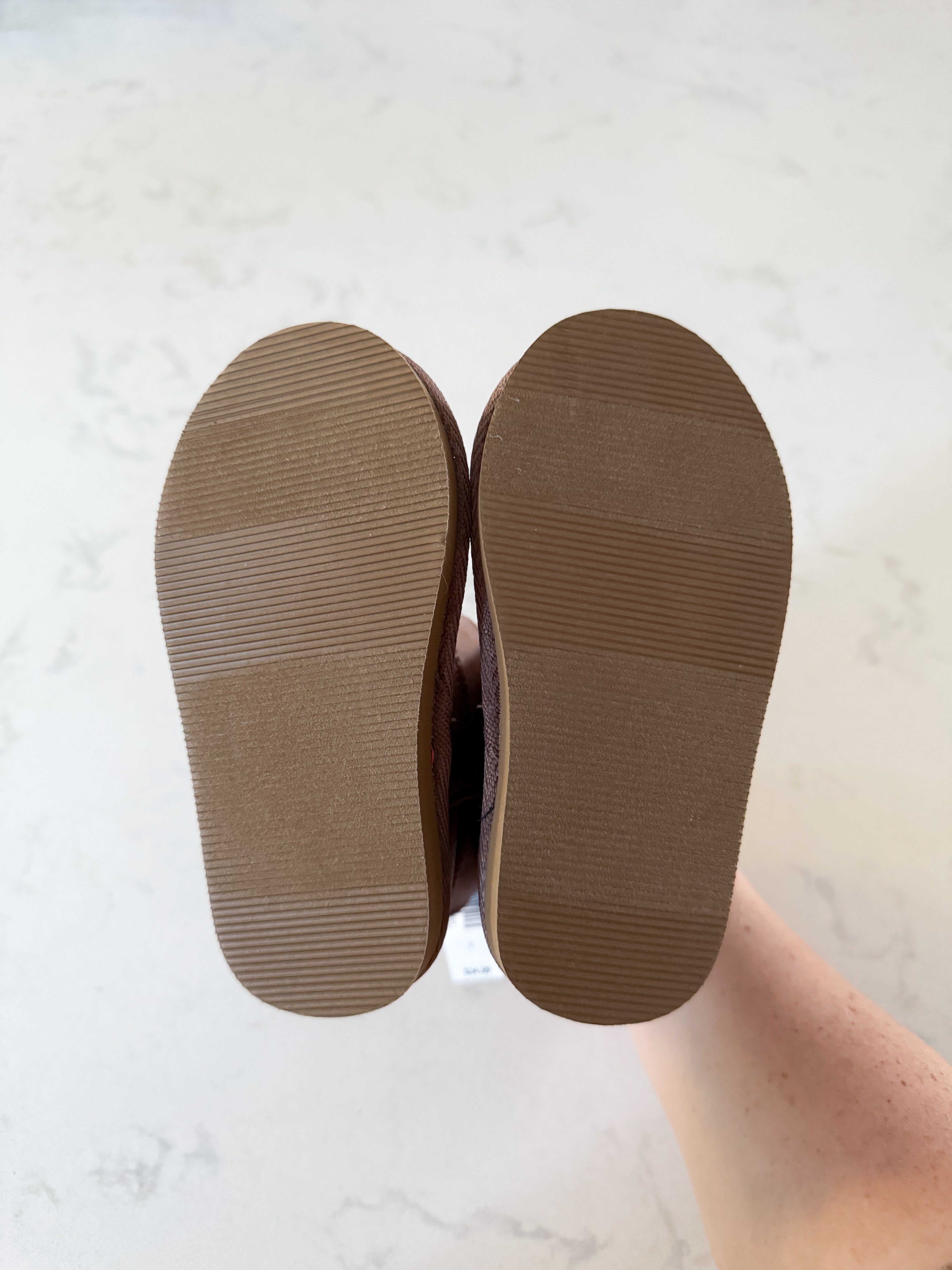 Old Navy- 7C- BNWT- faux fur boots- purple Ugg dupes