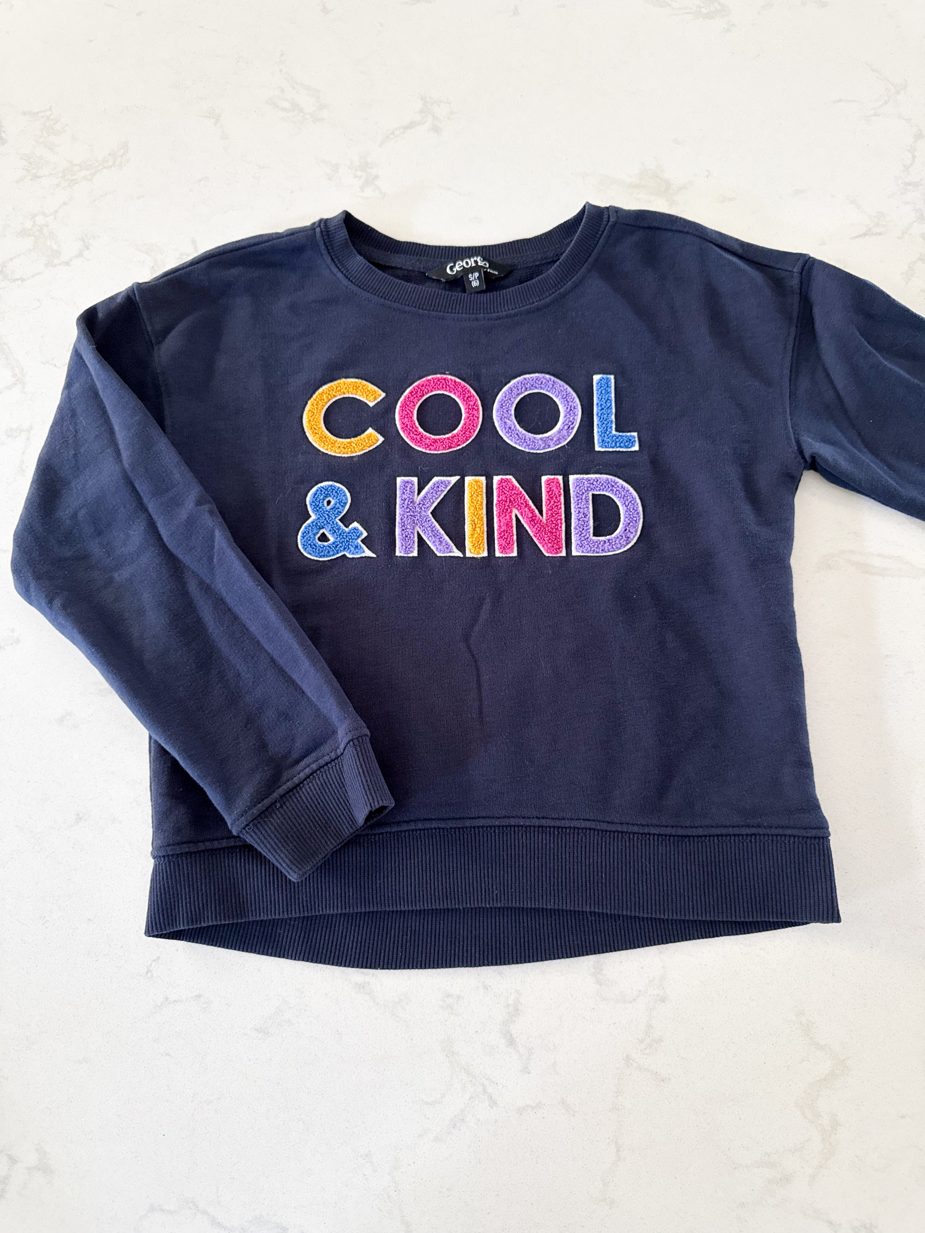 George- 6Y- VGUC- navy crewneck with lettering