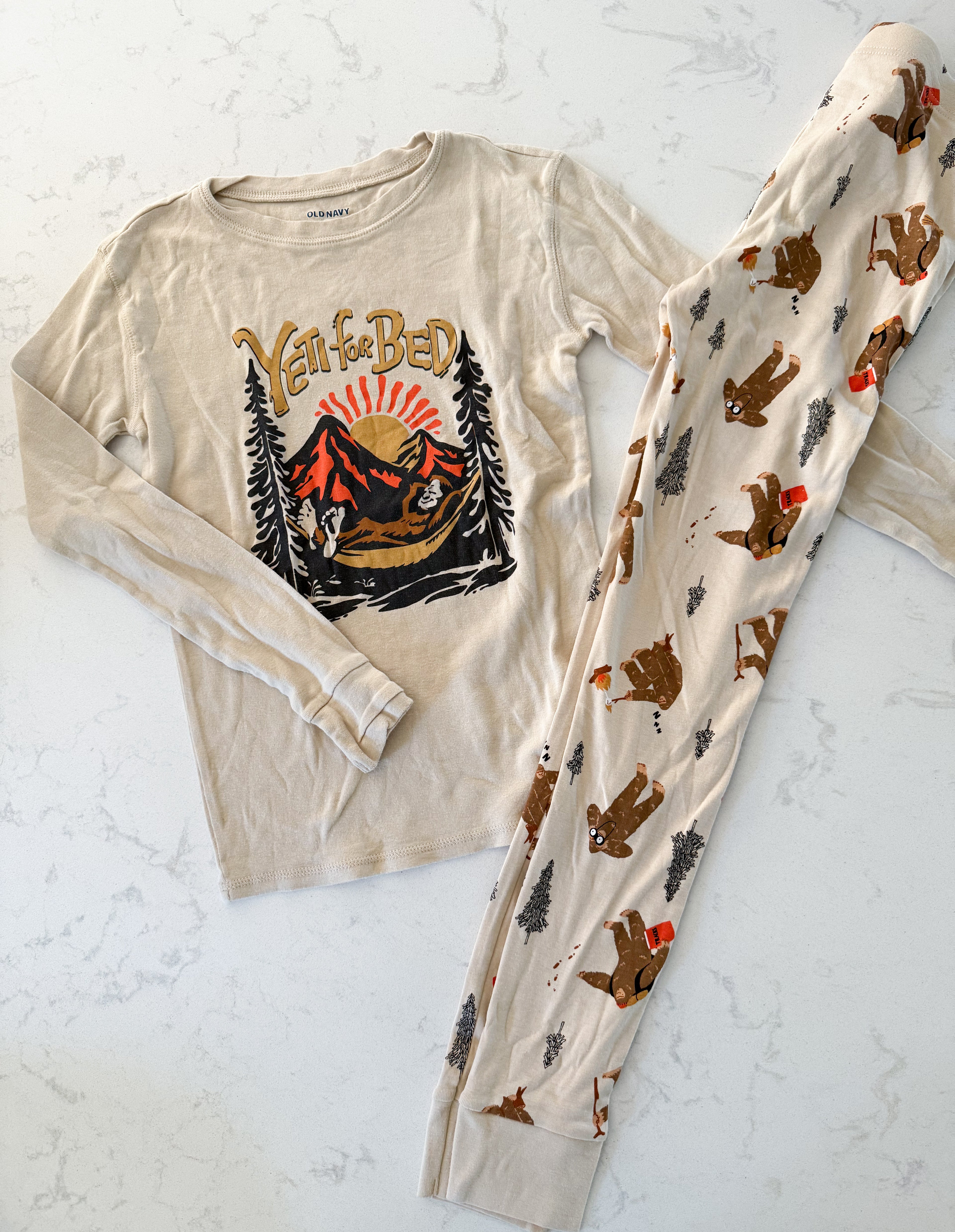 Old Navy- 12Y- GUC- Yeti for bed beige yeti jammies