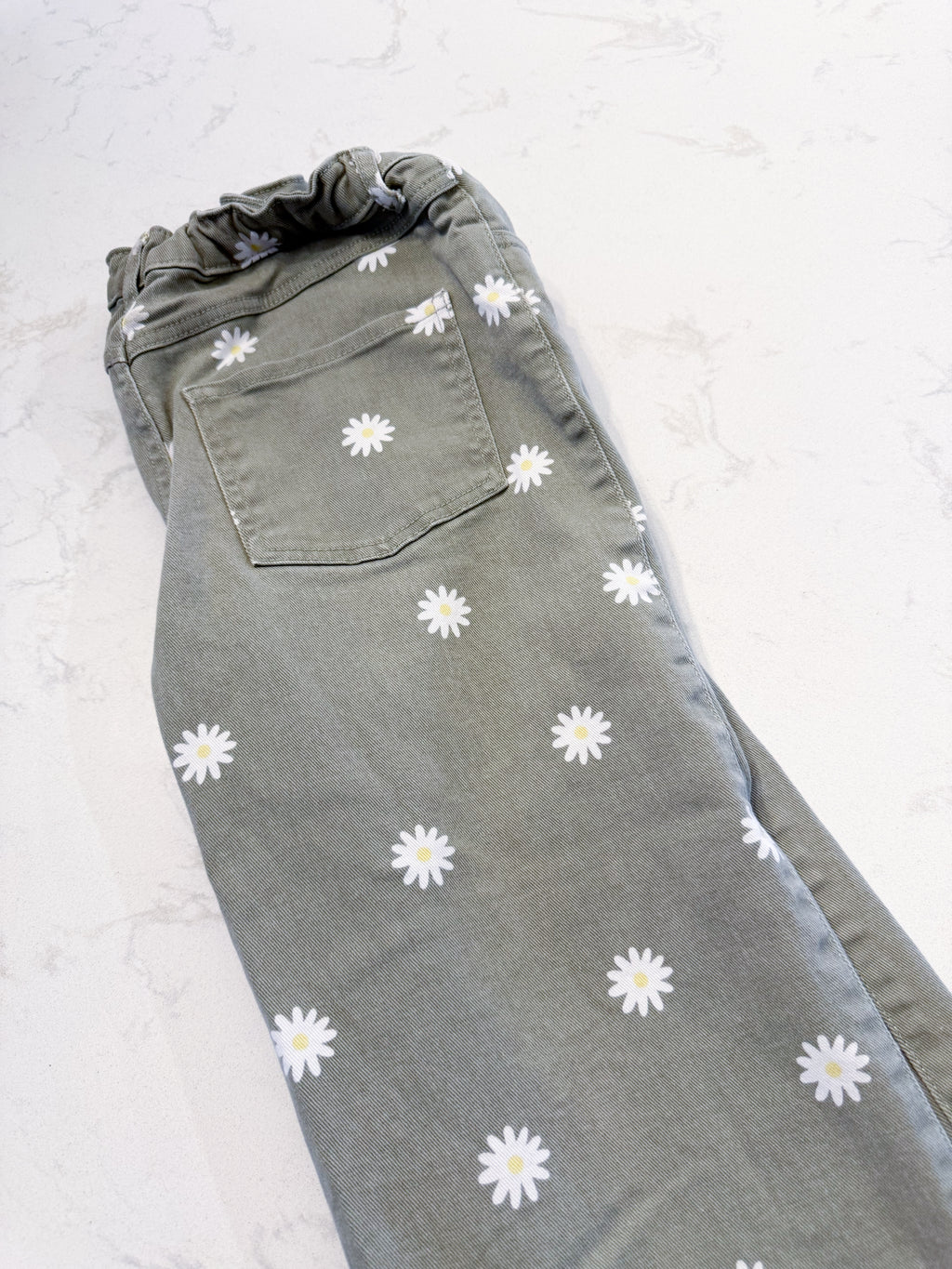 George- 14Y- PLAY- sage green jeans with adjustable waist and daisies