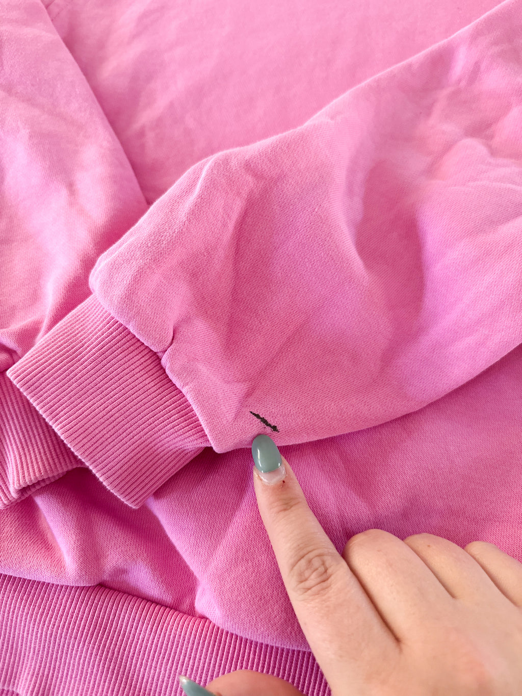 Nike- 14-16Y- PLAY- bright pink hoodie