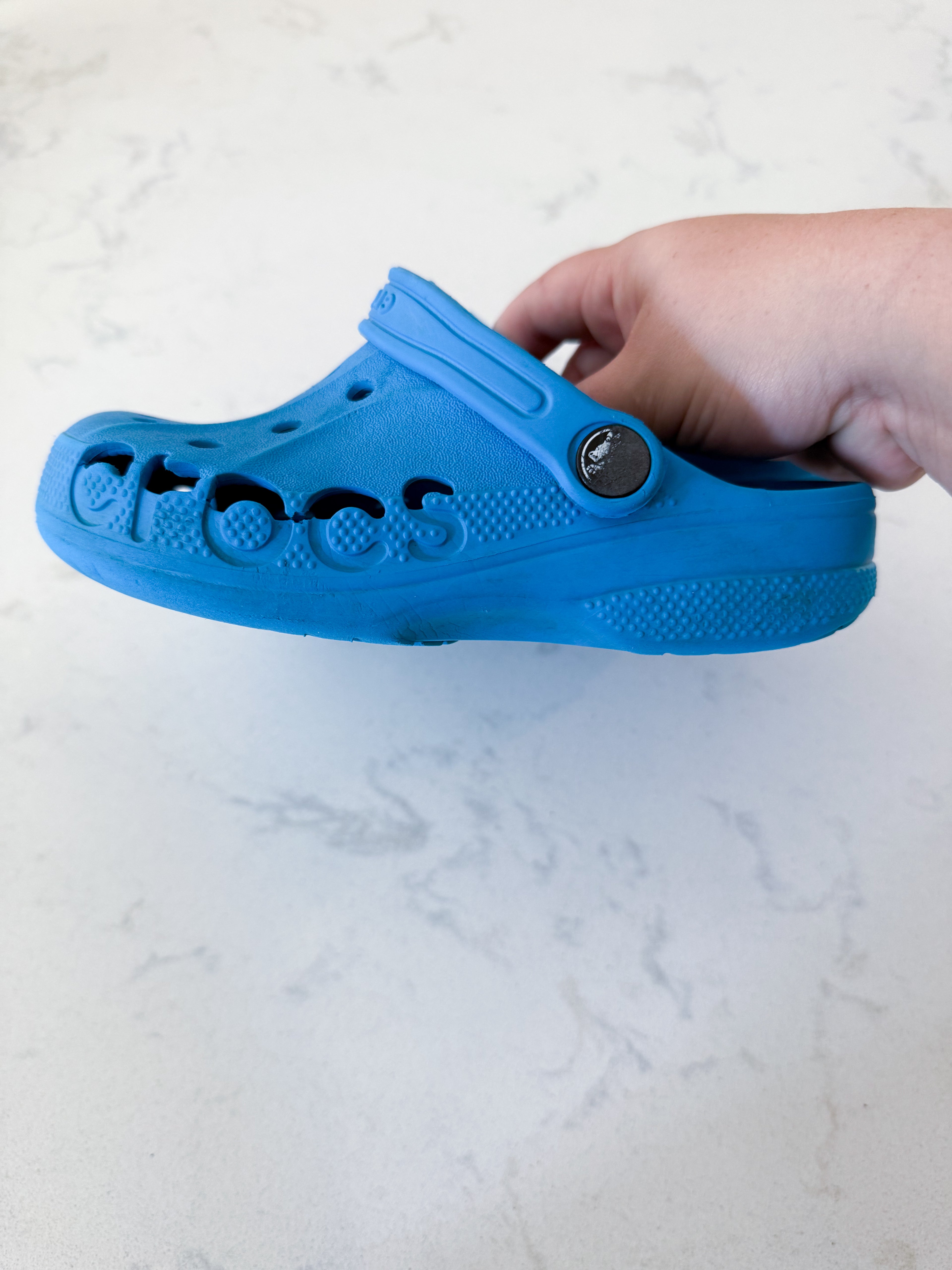 Crocs- 1Y- PLAY- bright blue crocs