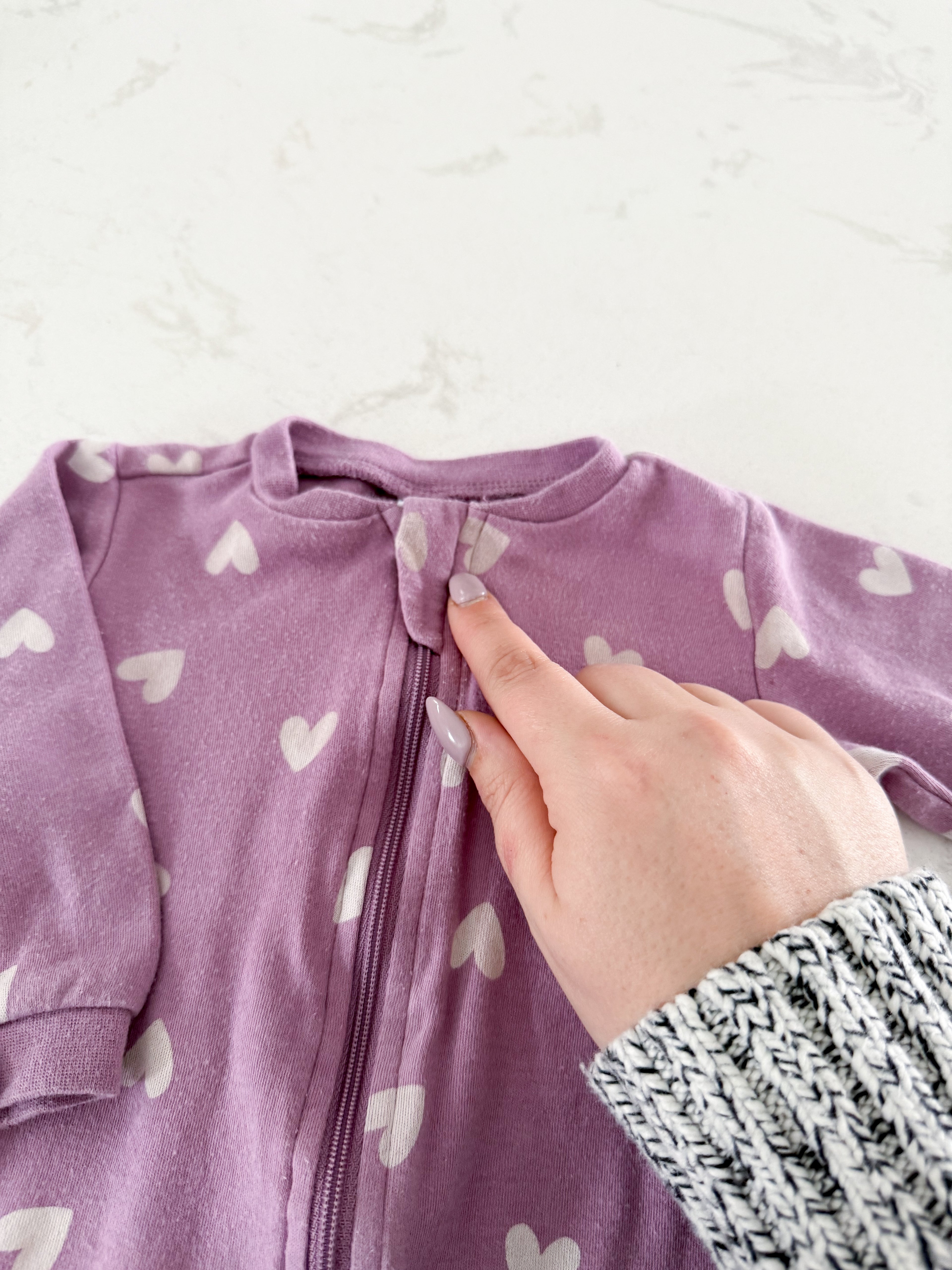 Pekkle- 6m- PLAY- purple footie jammies with hearts