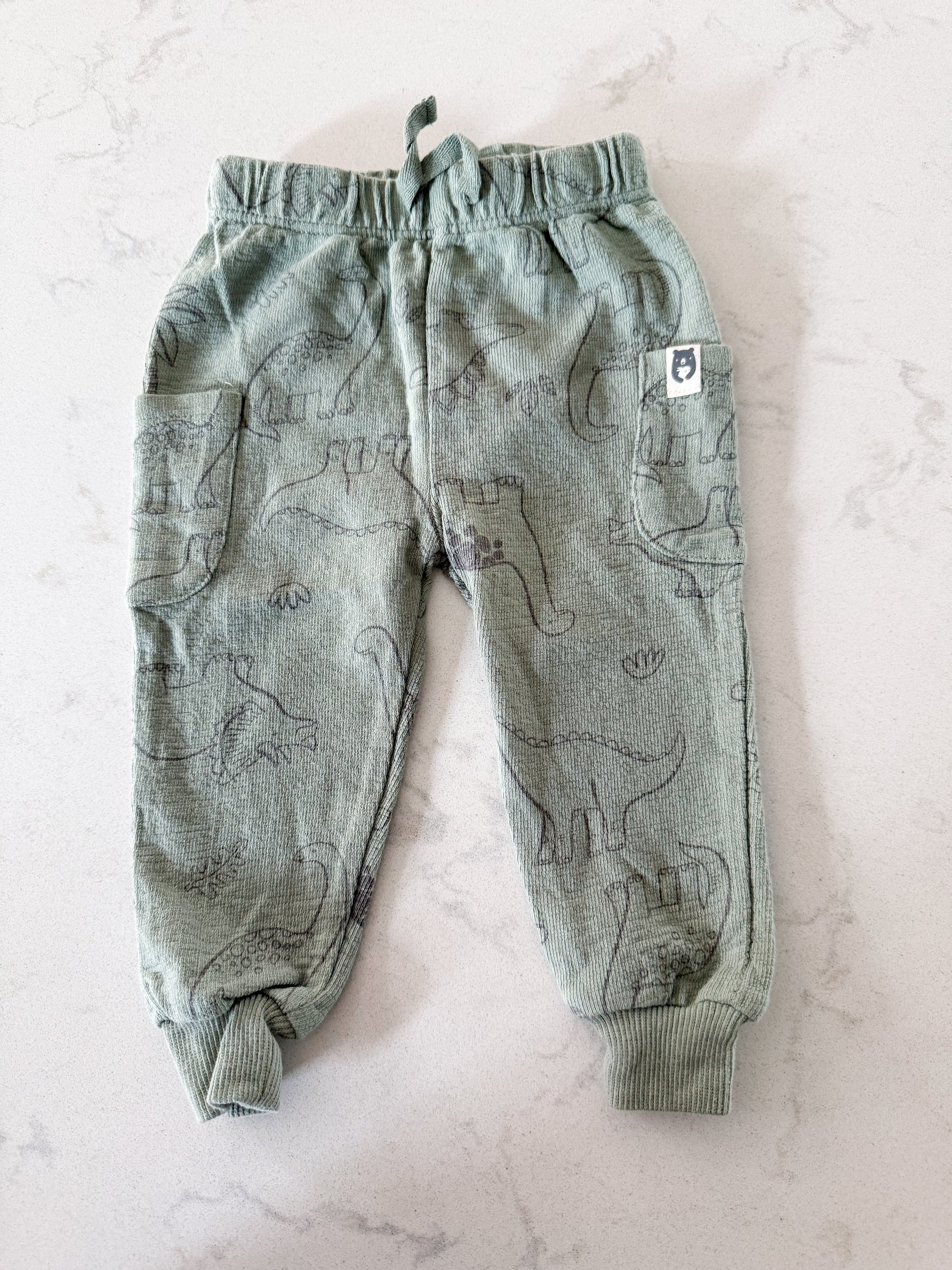 Rabbit and Bear- 6-9m- GUC- light green dinosaur sweats