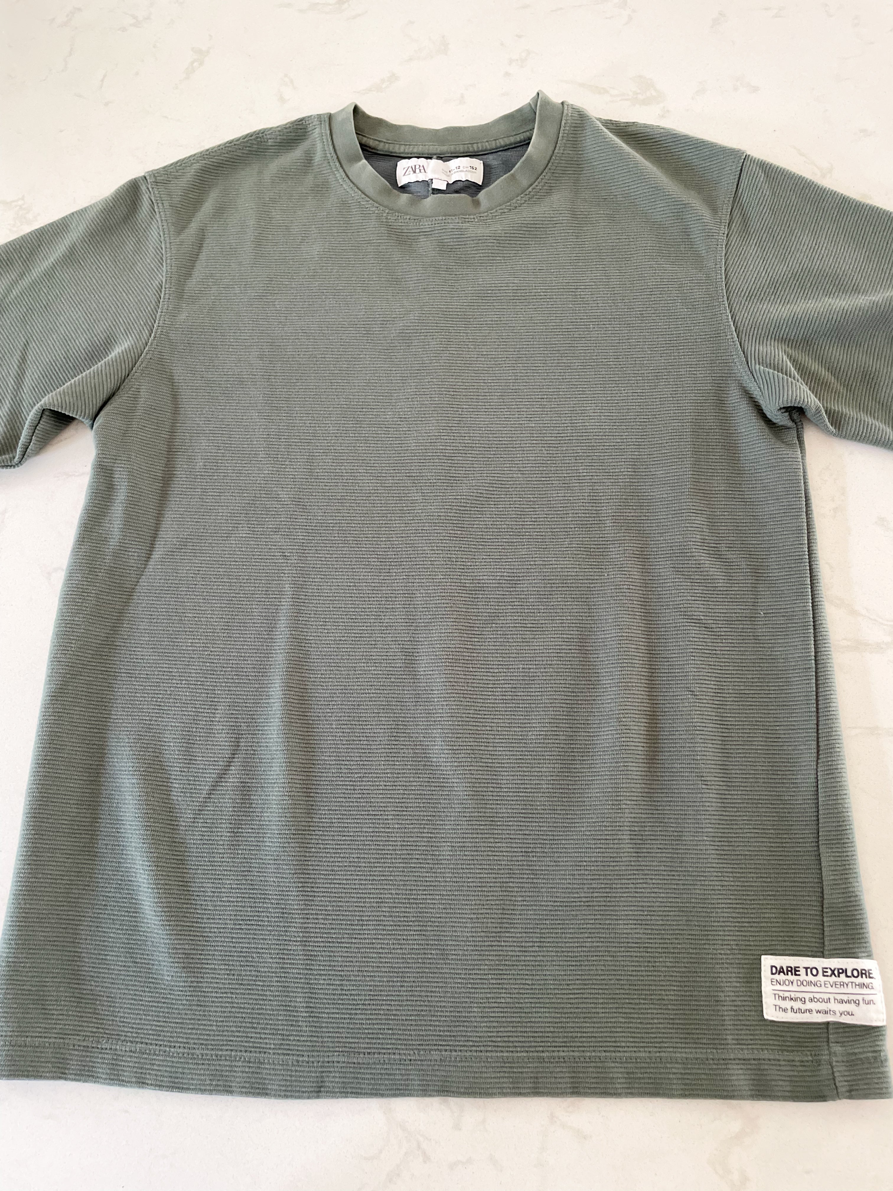 Zara- 11-12Y- ribbed olive green t shirt