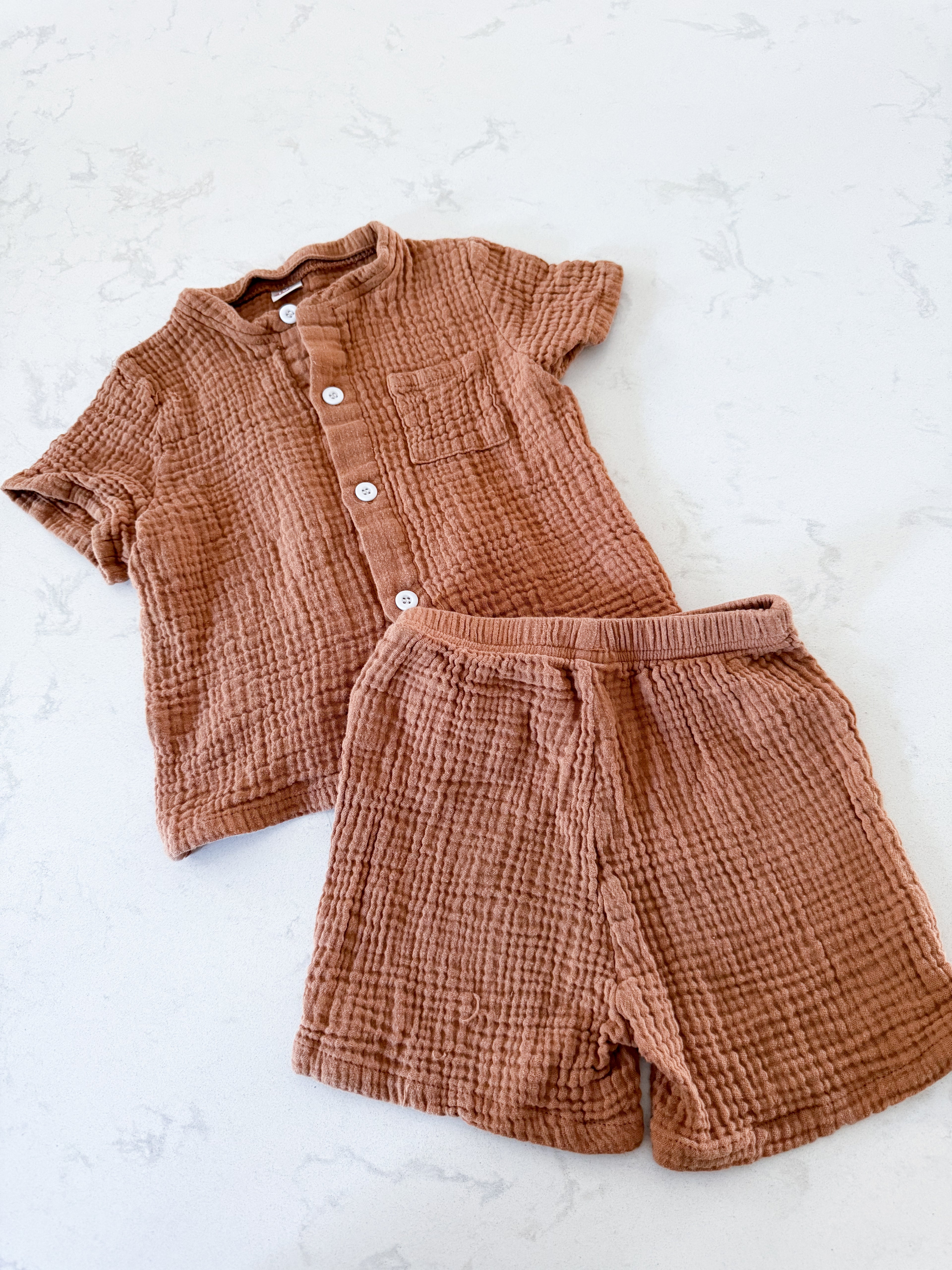 No brand- 2T- GUC- brown muslin two piece set