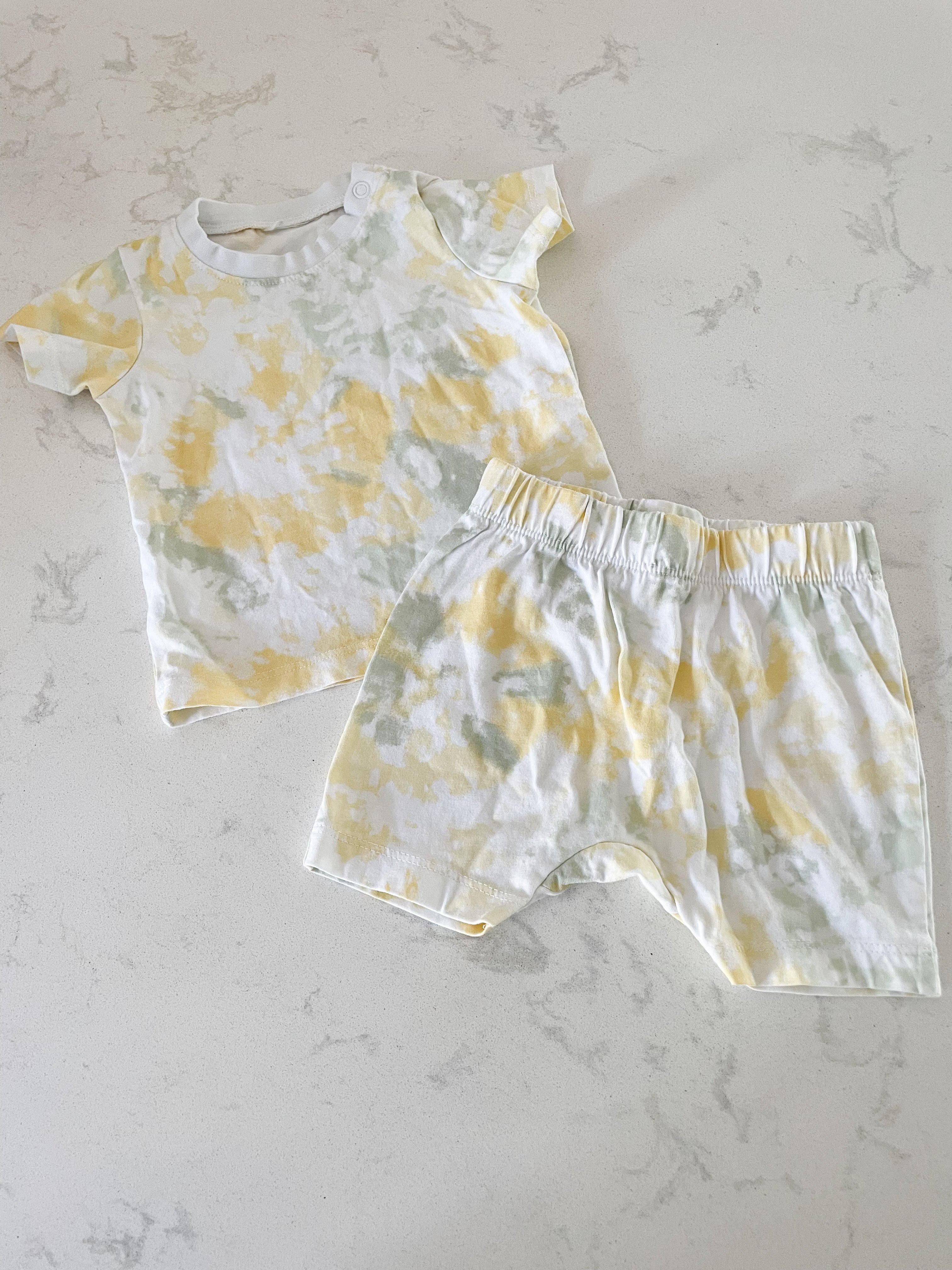 H&M- 3-6 months- yellow and green tie dye t shirt and shorts set