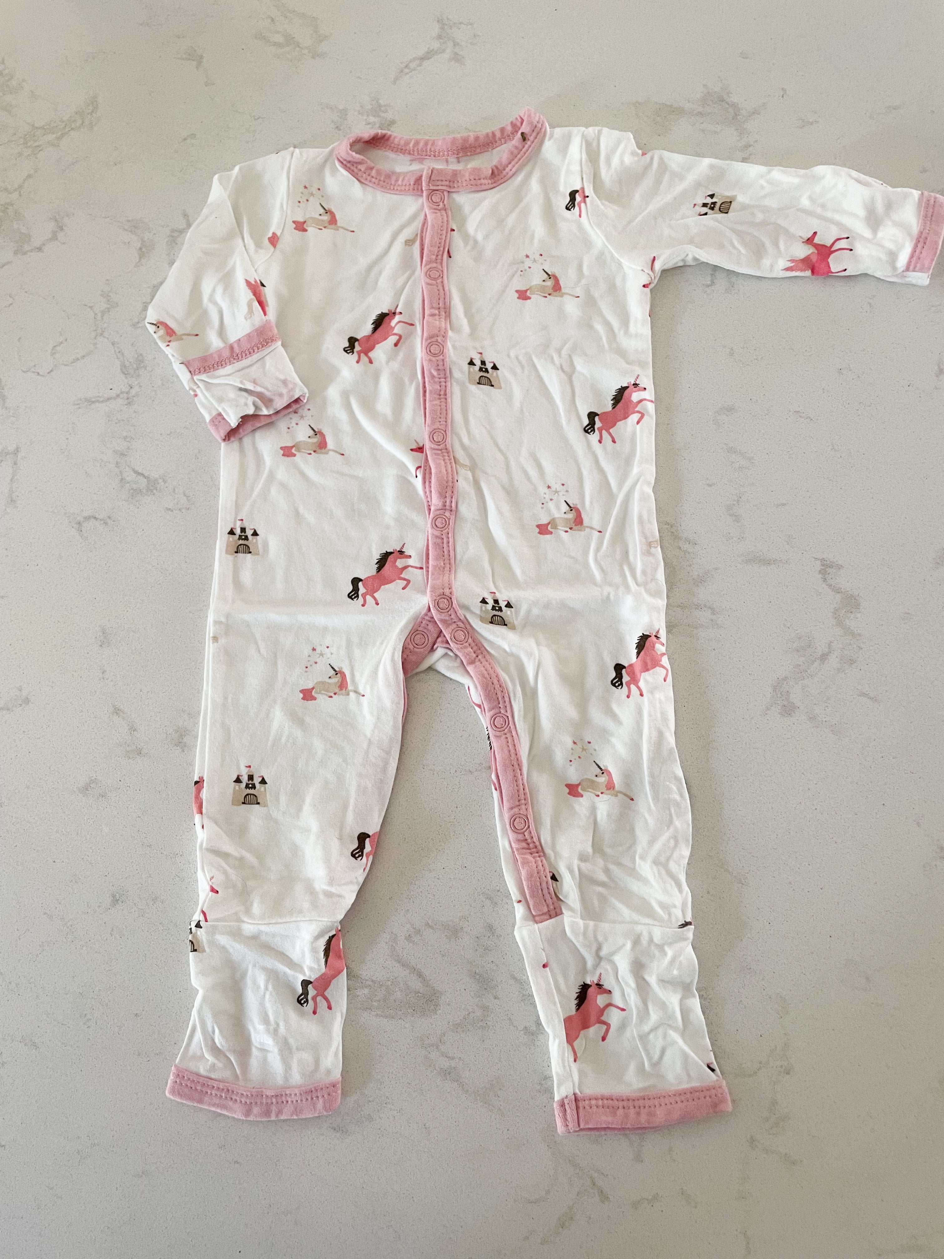 Kyte Baby- 0-3 months- footless snap pajamas