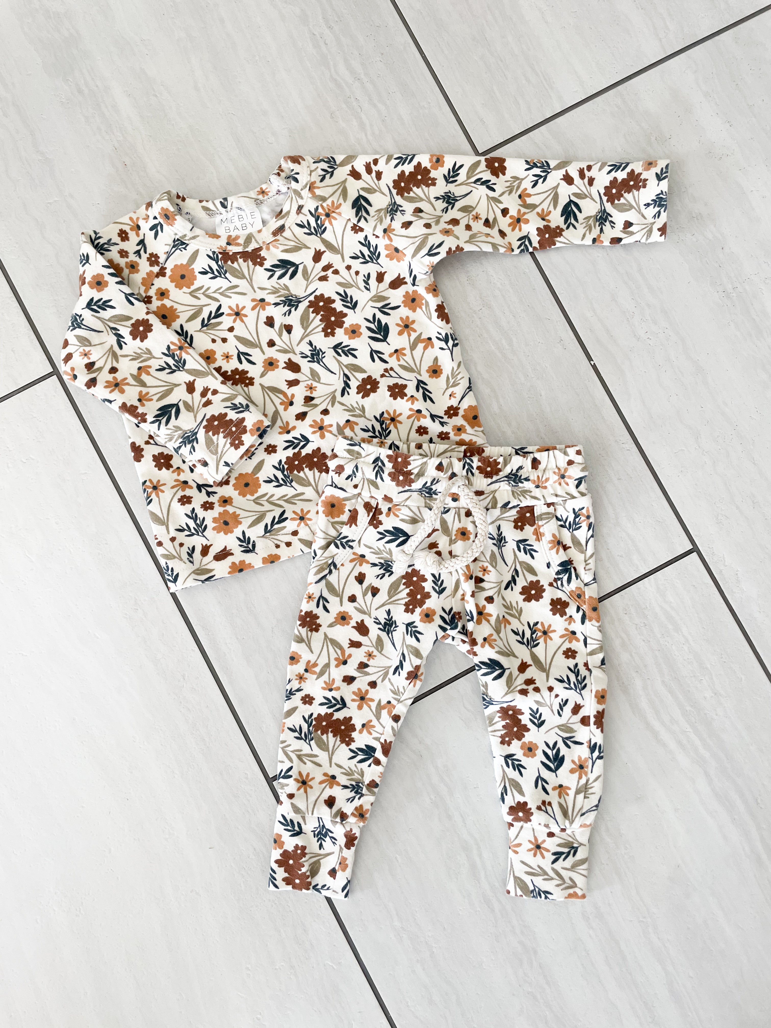 Mebie Baby- 0-3 months- brown floral set